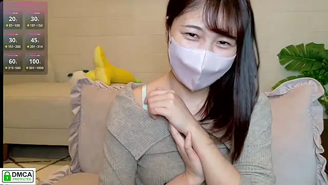 SUZU  online show from February 1, 12:14 pm