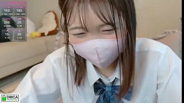 SUZU  online show from November 12, 12:15 am