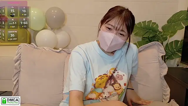 Snapshot of SUZU_ chatting on June 8, 1:11 pm SUZU online show from June 8, 1:11 pm