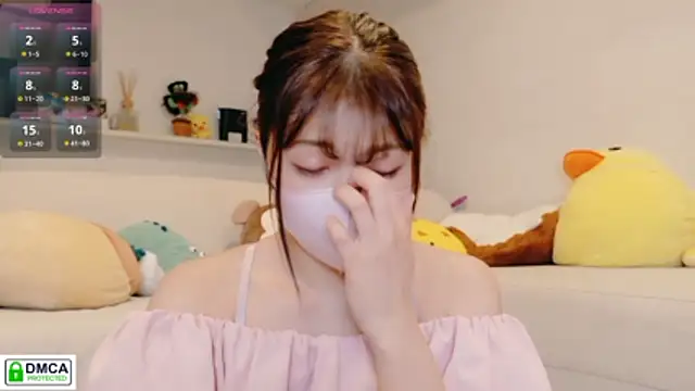 Snapshot of SUZU_ chatting on July 9, 12:04 pm SUZU online show from July 9, 12:04 pm
