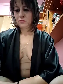 naughtymilfT online show from November 11, 7:25 am