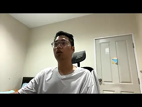 Snapshot of tcafe9418 chatting on November 19, 2:28 pm tcafe9418 online show from November 19, 2:28 pm