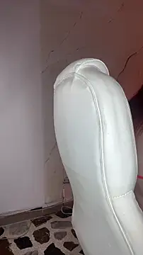 NiickyJones online show from March 23, 6:13 am