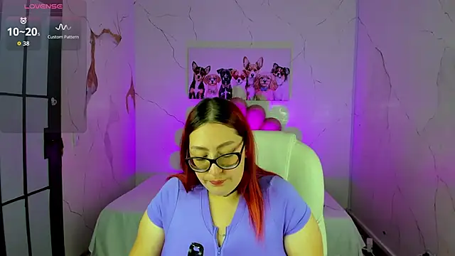 NiickyJones online show from December 21, 4:58 am