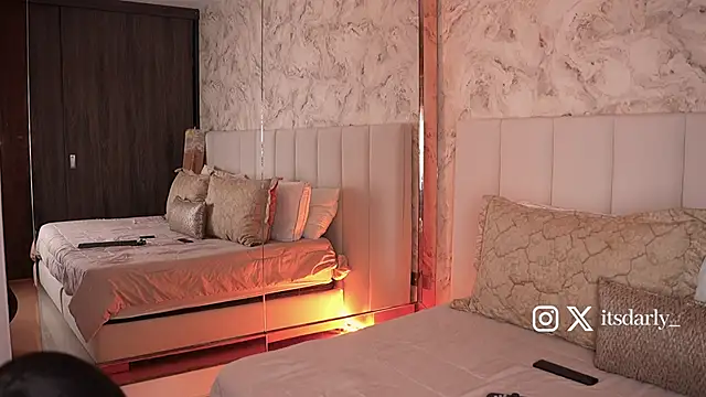 Rosalie vega online show from November 30, 3:24 pm