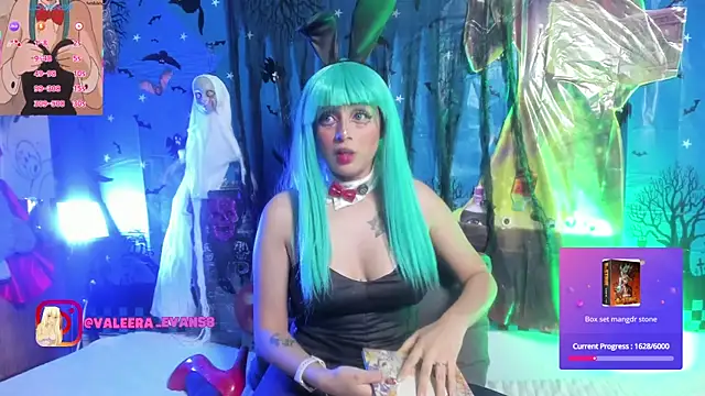 Snapshot of Valeera_Evans8 chatting on October 25, 11:38 pm Valeera Evans8 online show from October 25, 11:38 pm