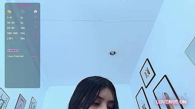 littlee emilyy  online show from December 15, 6:48 pm