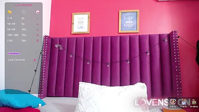 littlee emilyy  online show from December 27, 12:56 pm