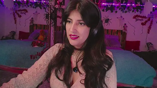 Snapshot of azahar__ziiz chatting on October 24, 10:42 pm azahar ziiz online show from October 24, 10:42 pm