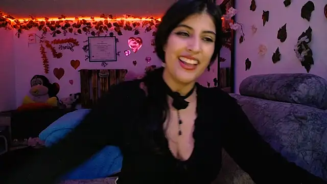 azahar  ziiz online show from March 14, 1:27 am