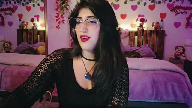 Snapshot of azahar__ziiz chatting on July 11, 12:00 am azahar ziiz online show from July 11, 12:00 am