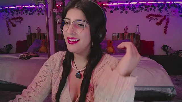 Snapshot of azahar__ziiz chatting on November 20, 10:09 pm azahar ziiz online show from November 20, 10:09 pm