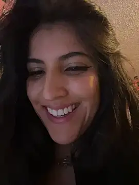 azahar  ziiz online show from March 12, 1:33 am