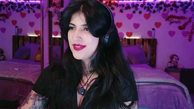 azahar  ziiz online show from March 5, 10:37 pm