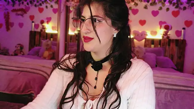 azahar  ziiz online show from April 22, 11:44 pm