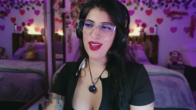 azahar  ziiz online show from May 21, 12:52 am