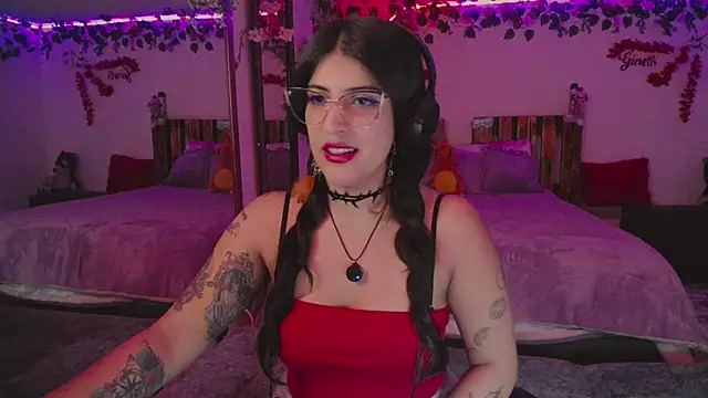 Snapshot of azahar__ziiz chatting on November 14, 12:14 am azahar ziiz online show from November 14, 12:14 am