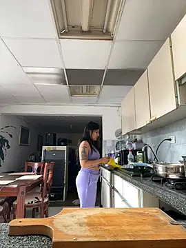 azahar  ziiz online show from March 18, 4:30 pm