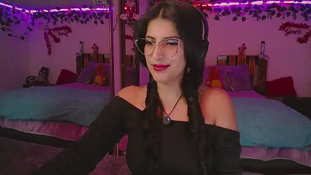 Snapshot of azahar__ziiz chatting on November 18, 1:21 am azahar ziiz online show from November 18, 1:21 am