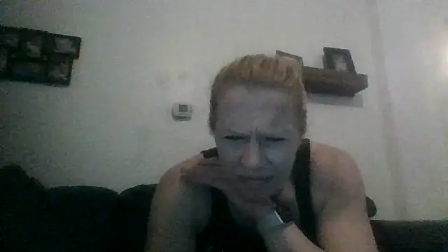 lisamatty4601 online show from September 20, 10:15 pm
