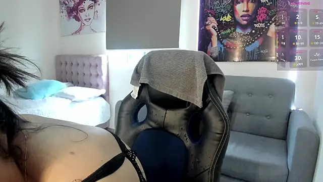 andykiuty online show from March 28, 5:58 pm