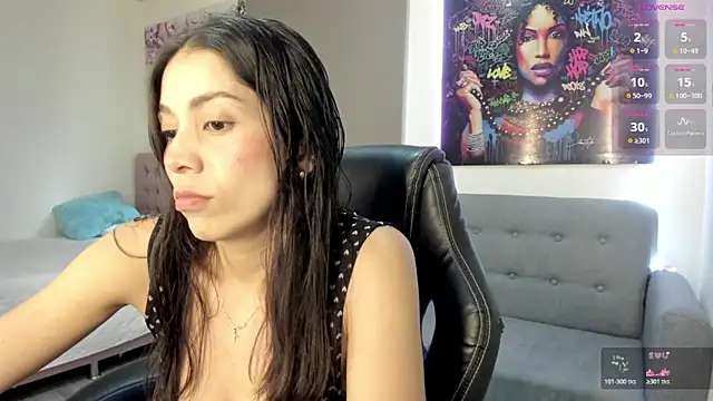 andykiuty online show from March 31, 8:22 pm