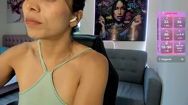 Snapshot of andykiuty chatting on October 28, 9:03 pm andykiuty online show from October 28, 9:03 pm