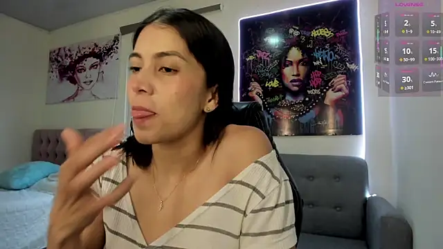 andykiuty online show from February 24, 7:37 pm