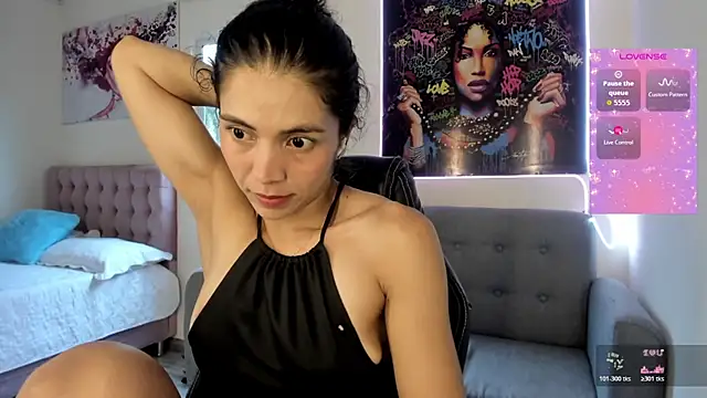 Snapshot of andykiuty chatting on October 23, 8:07 pm andykiuty online show from October 23, 8:07 pm