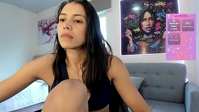 Snapshot of andykiuty chatting on October 31, 3:19 pm andykiuty online show from October 31, 3:19 pm