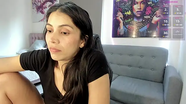 andykiuty online show from February 5, 8:04 pm