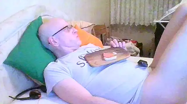 Snapshot of HornyRalfi55 chatting on March 2, 4:14 pm HornyRalfi55 online show from March 2, 4:14 pm