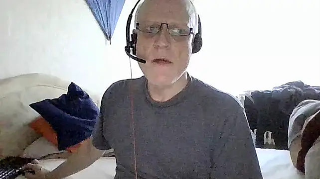 Snapshot of HornyRalfi55 chatting on February 15, 3:39 pm HornyRalfi55 online show from February 15, 3:39 pm