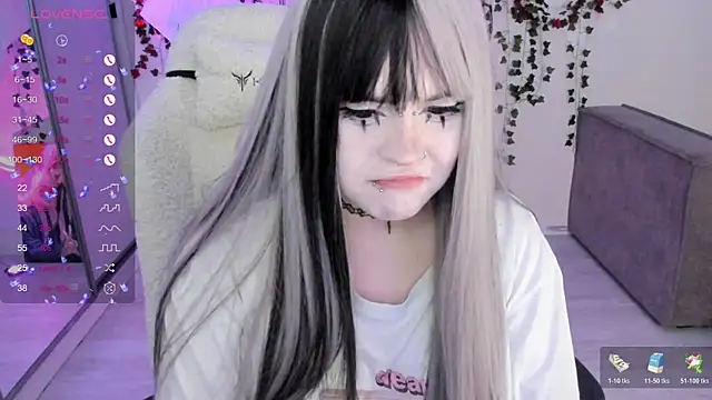 SelenaCute online show from November 3, 12:09 pm