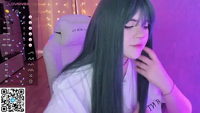 SelenaCute online show from March 26, 5:39 am