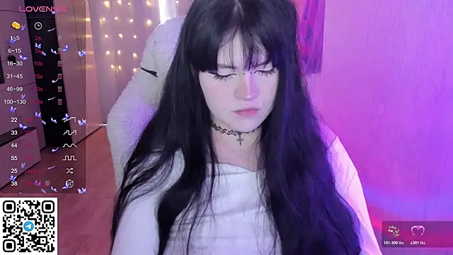 Snapshot of SelenaCute chatting on March 4, 11:07 am SelenaCute online show from March 4, 11:07 am