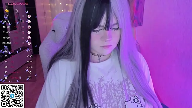 SelenaCute online show from April 12, 4:38 am