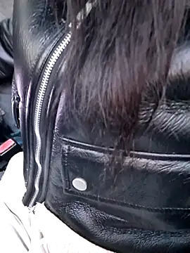 Snapshot of Silvia_Zeno chatting on February 10, 7:57 pm Silvia Zeno online show from February 10, 7:57 pm