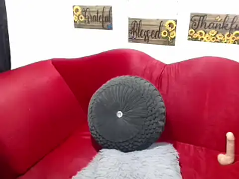 MAIA 2016  online show from January 6, 6:56 pm