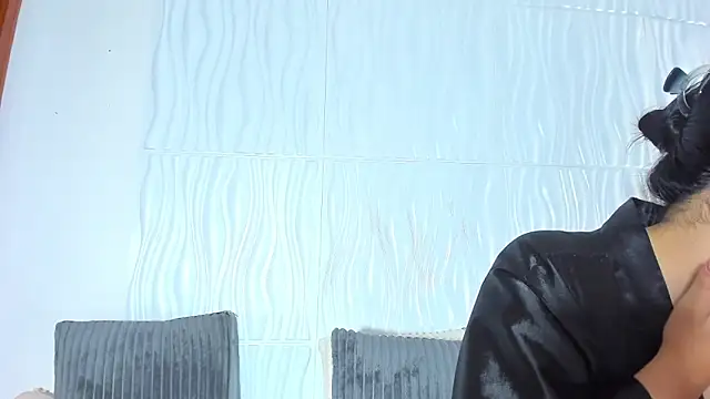 Abby  colins online show from April 8, 2:18 pm