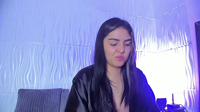 Snapshot of Abby__colins chatting on November 14, 12:47 am Abby colins online show from November 14, 12:47 am