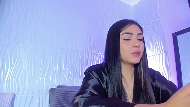 Snapshot of Abby__colins chatting on November 7, 3:49 pm Abby colins online show from November 7, 3:49 pm