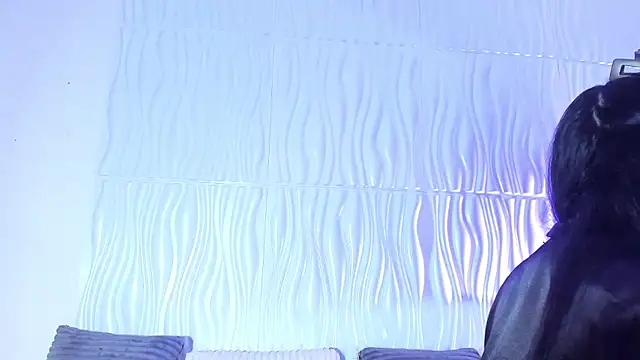 Abby  colins online show from April 6, 9:16 pm