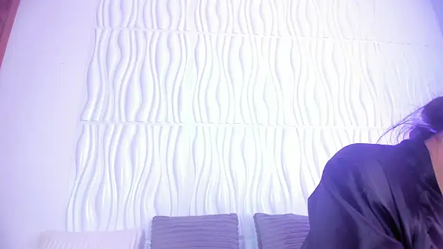 Snapshot of Abby__colins chatting on October 29, 5:34 pm Abby colins online show from October 29, 5:34 pm