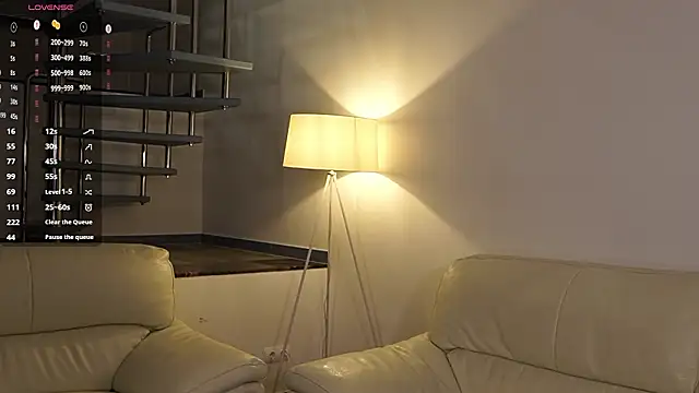 NotElis online show from February 22, 4:08 pm