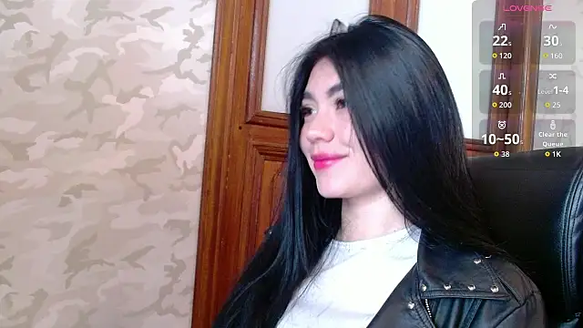 Snapshot of gabriella_27 chatting on September 25, 12:22 pm gabriella 27 online show from September 25, 12:22 pm