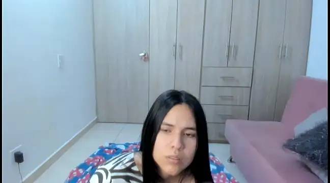 Snapshot of Hana_Zurah chatting on March 1, 11:58 pm Hana Zurah online show from March 1, 11:58 pm