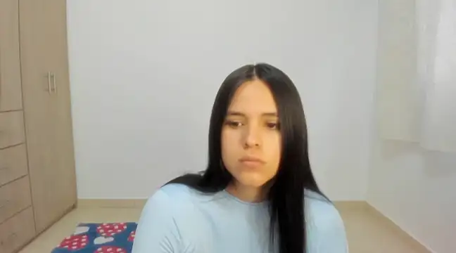 Snapshot of Hana_Zurah chatting on December 3, 10:45 pm Hana Zurah online show from December 3, 10:45 pm