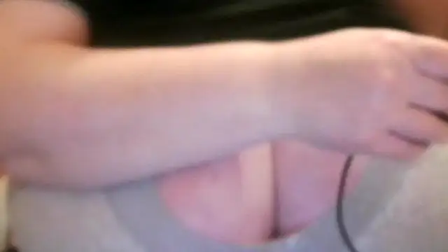 Nataliesbestjuggs online show from March 19, 10:43 pm