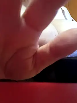 Nataliesbestjuggs online show from February 23, 9:16 pm